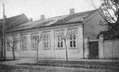 VOLT BÉCSY, MOST SCHREIBER-FÉLE HÁZ SZOLNOKON, MELYBEN PETTENKOFEN LEGÁLLANDÓBBAN LAKOTT