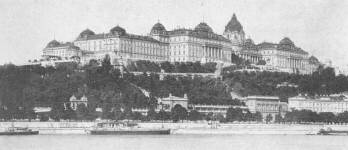 A BUDAI KIR�LYI V�RPALOTA DUNAI HOMLOKZATA