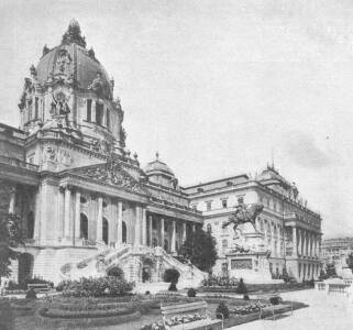 A BUDAI KIR�LYI VARPALOTA K�Z�P-�P�LETE