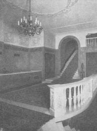 AZ ASTORIA-SZ�LL� L�PCS�H�ZA TERVEZTE �GOSTON EMIL