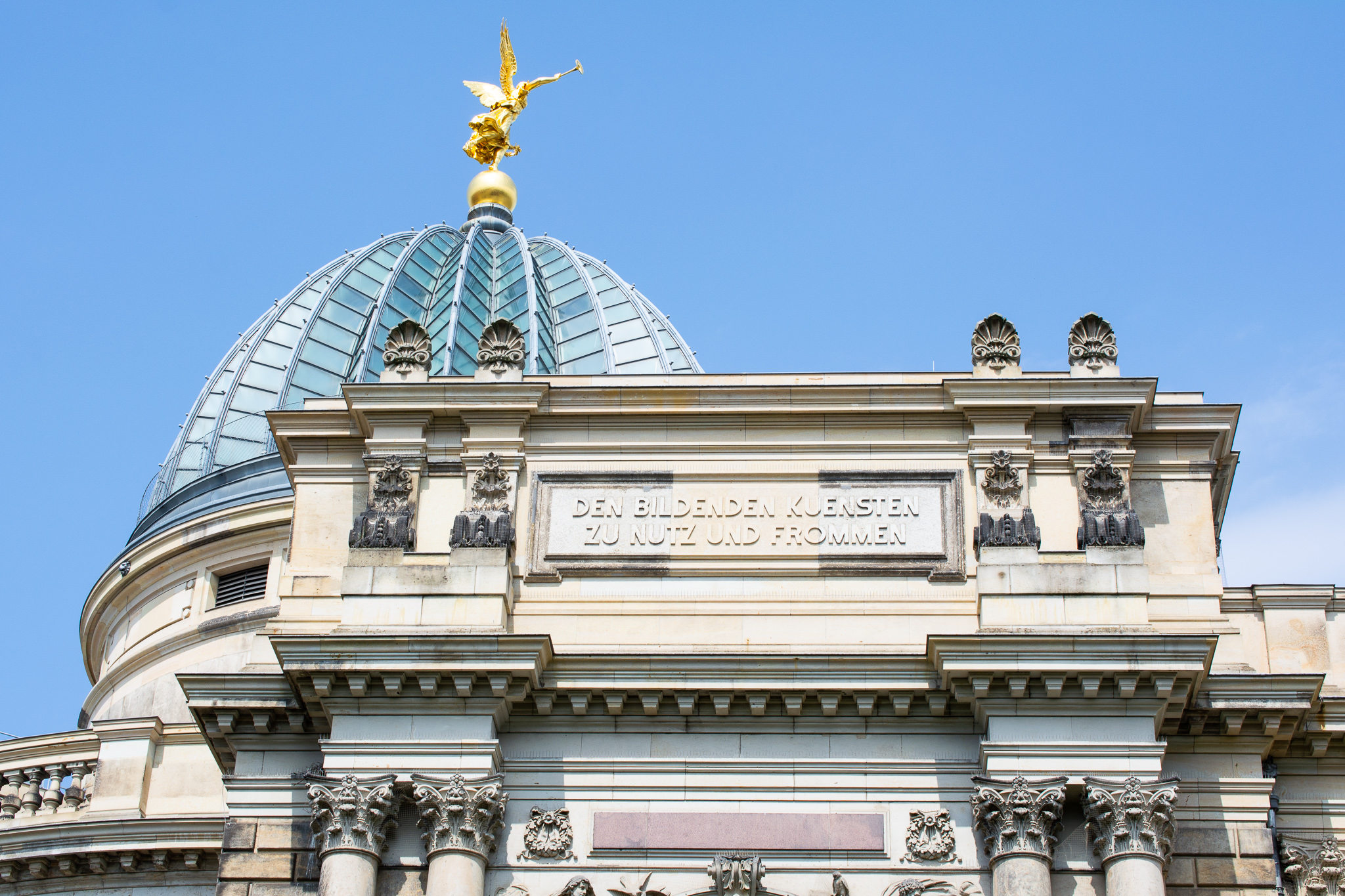 A Magyar Képzőművészeti Egyetem küldöttsége Drezdában