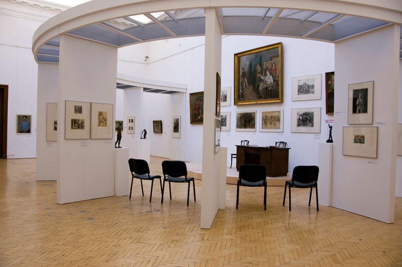 FORRADALOM ELŐTT – A Képzőművészeti Főiskola 1945‒1956 között / enteriőr