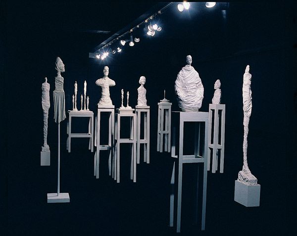 Szobrok Giacometti párizsi műterméből