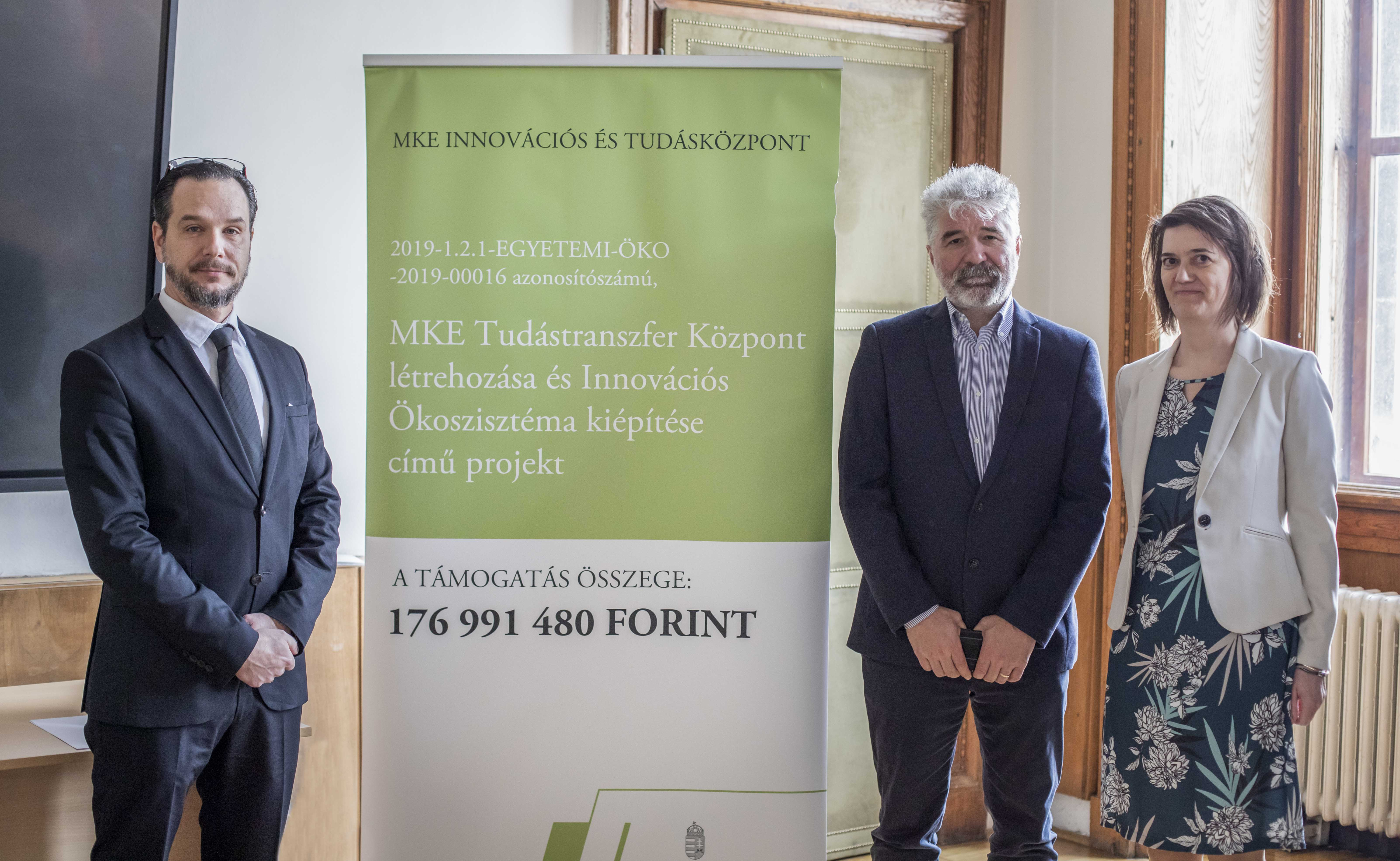 Több milliós értékű ösztöndíjat kaptak a hallgatói innovációs pályázatokon nyertes pályázók